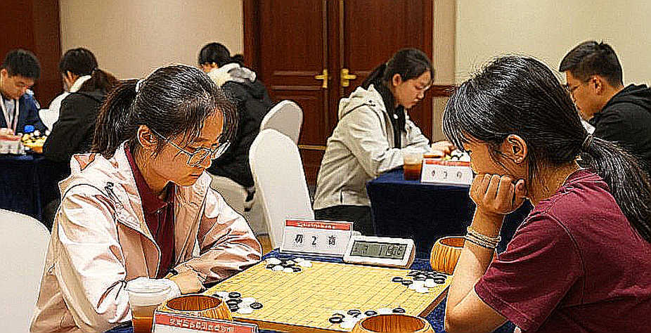 प्राग का 27-मिनिएचर स्पेशल: ChessBase Magazine #225 में ट्रेनिंग का असली हिसाब कहाँ छिपा है